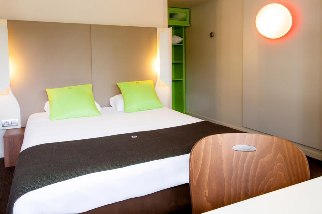 Campanile Orleans Ouest ~ La Chapelle-St-Mesmin Hotel Buitenkant foto