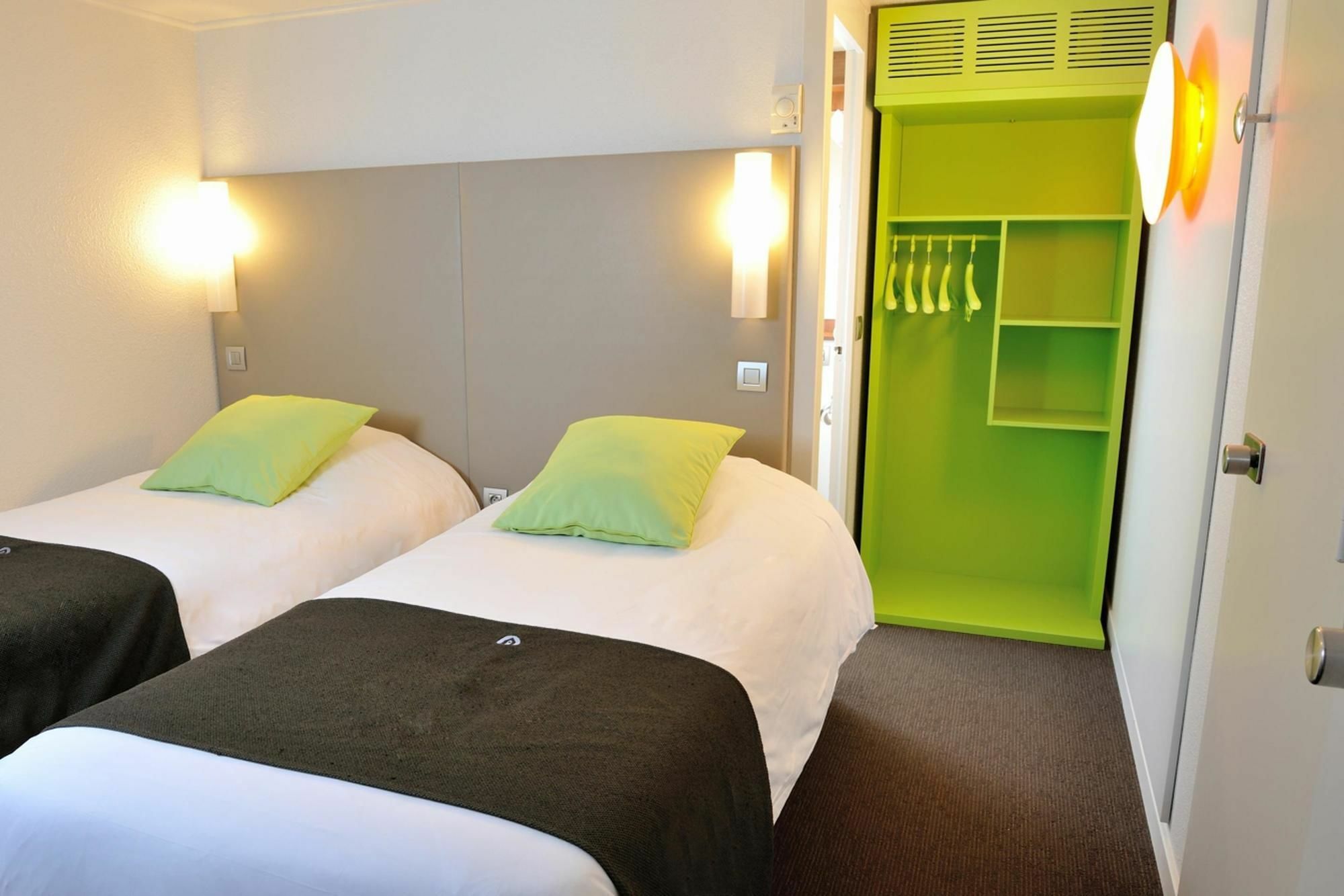 Campanile Orleans Ouest ~ La Chapelle-St-Mesmin Hotel Buitenkant foto